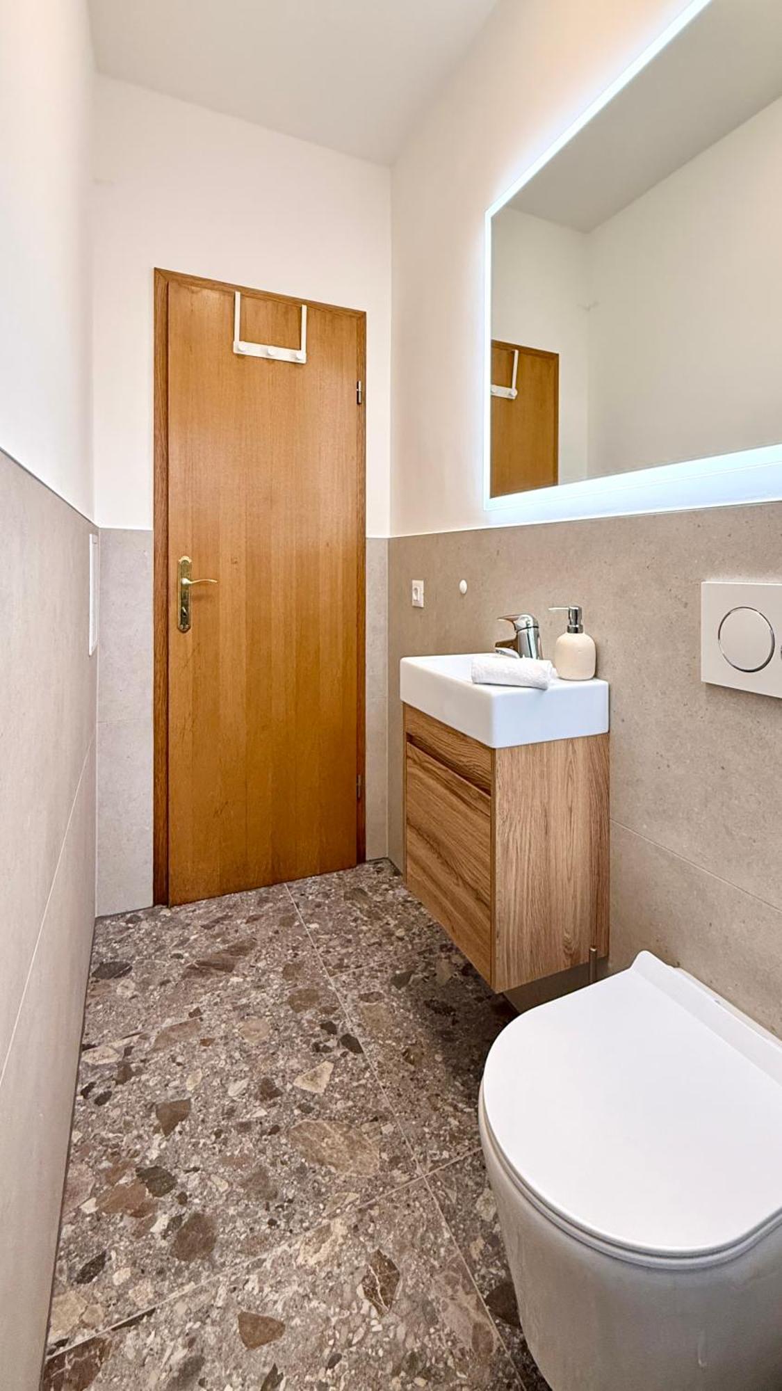 Luxurious Apartment With Private Garden 斯普利特 外观 照片