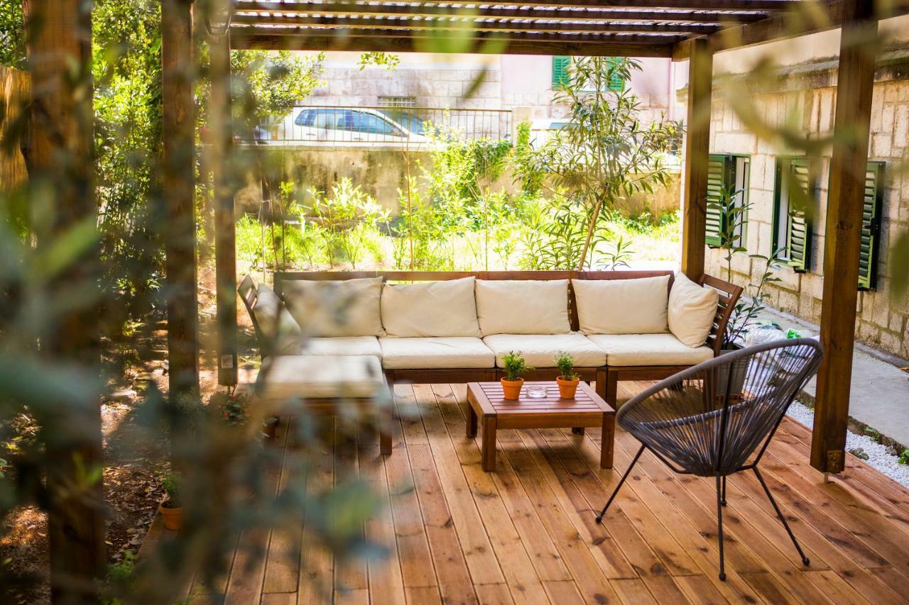 Luxurious Apartment With Private Garden 斯普利特 外观 照片